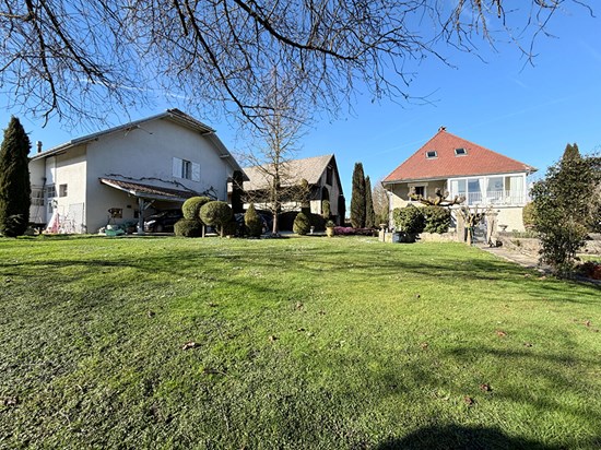 ENTRELACS, Élégance, caractère et art de vivre en Savoie